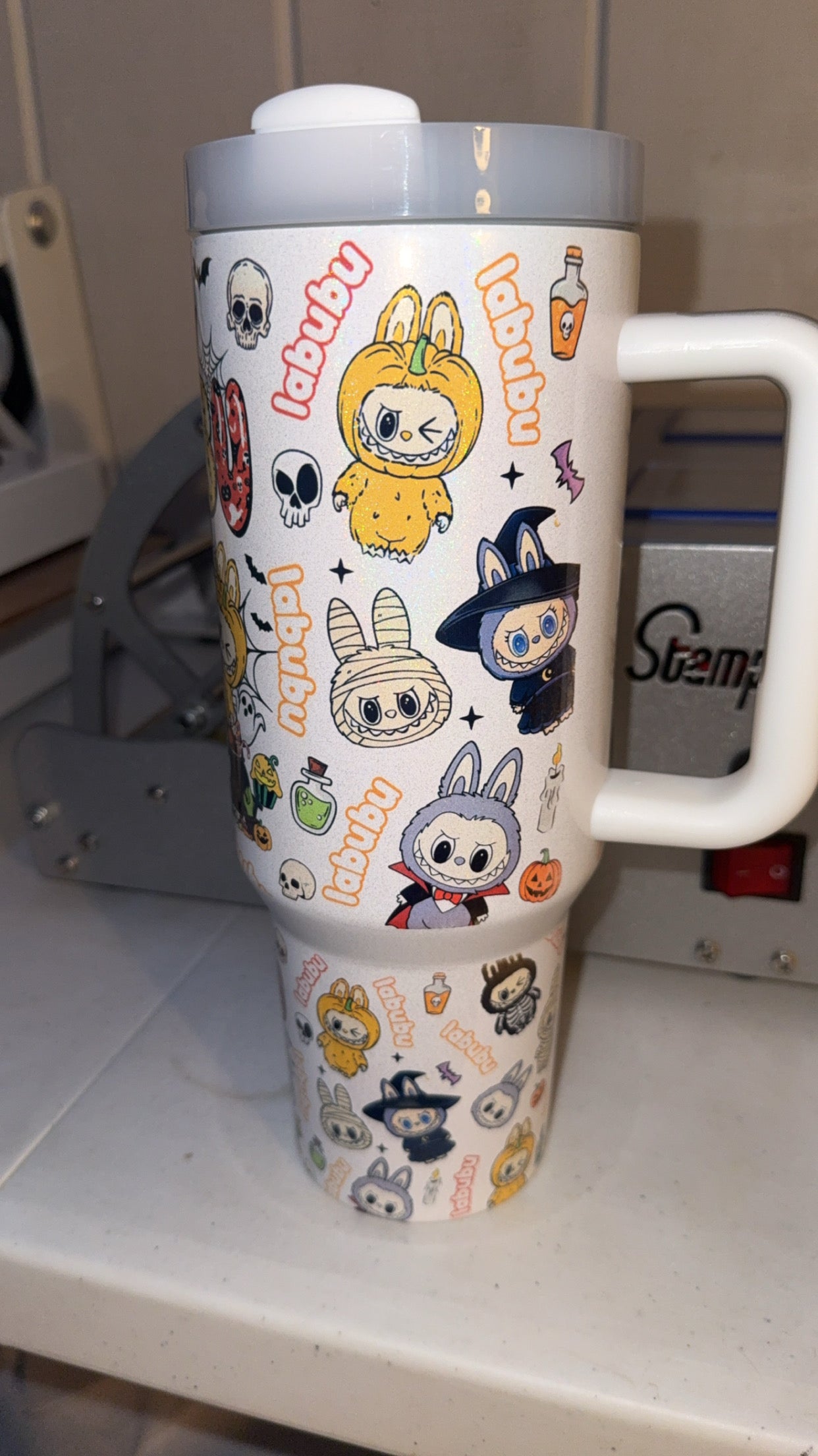 Spooky Labubu 40 oz